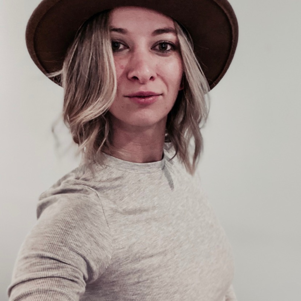 Meet your Posher, Anastasia